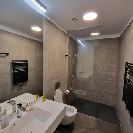 One Premium Apartment